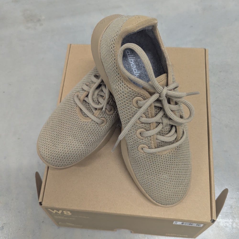 Allbirds Men's Tan Sneakers - Picture 5 of 5